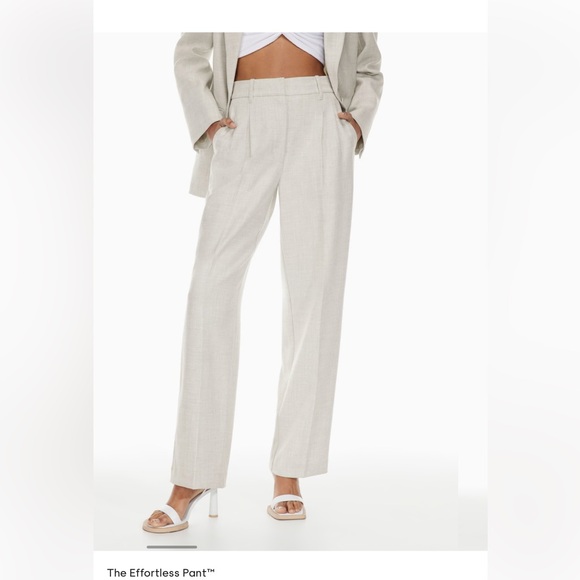 Aritizia Effortless Pant
Heather Cloud White - Picture 4 of 5